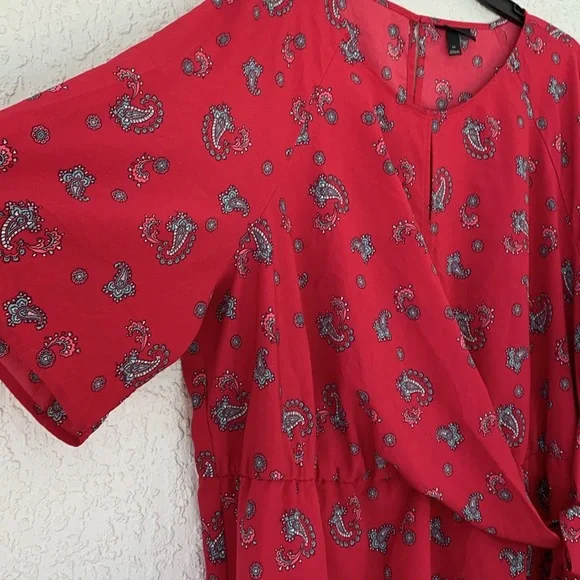 Lane Bryant soft paisley top/blouse short sleeves size 24 - Picture 3 of 13
